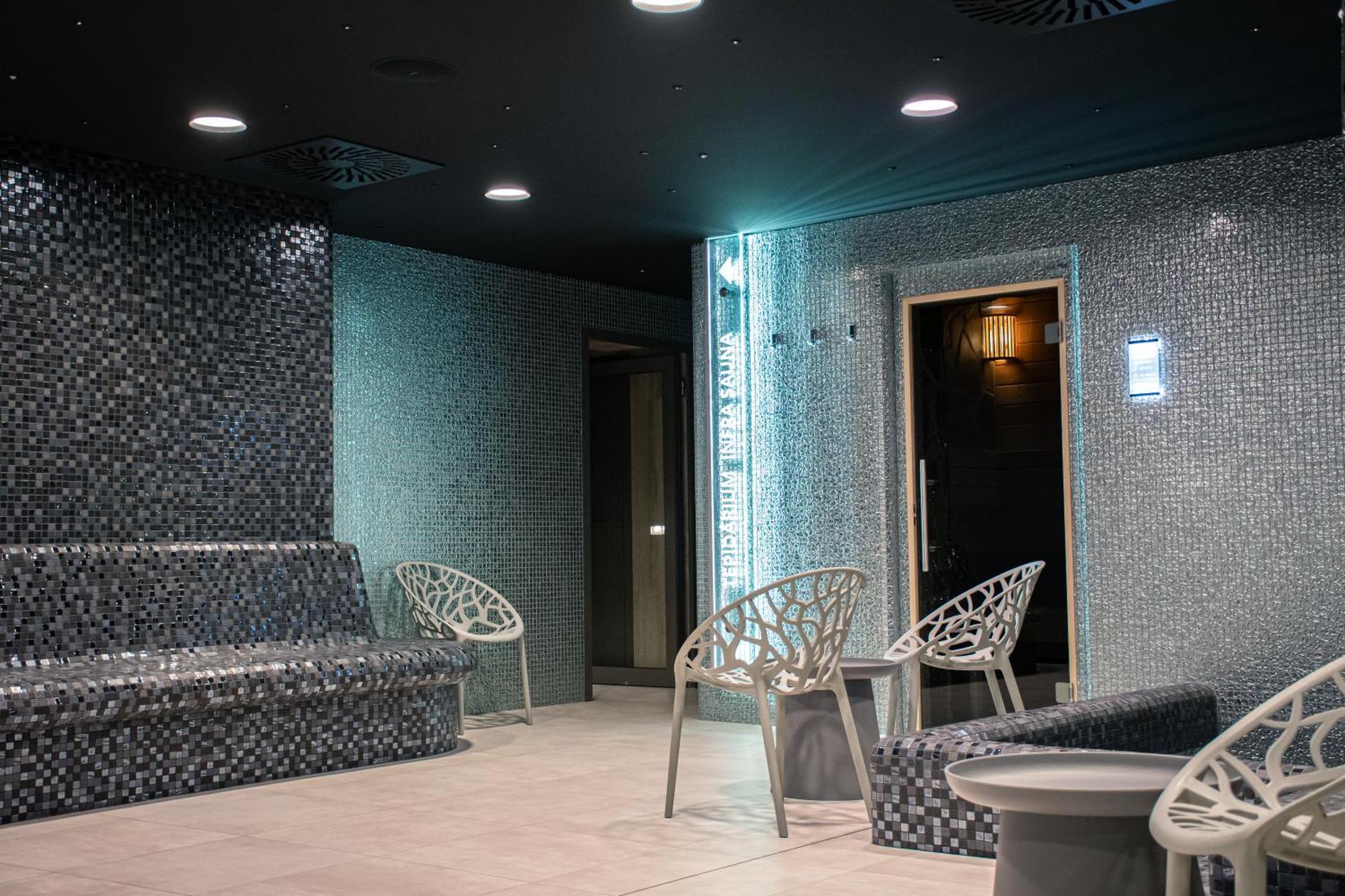 Rm Hotel Wellness & Congress Prievidza Luaran gambar