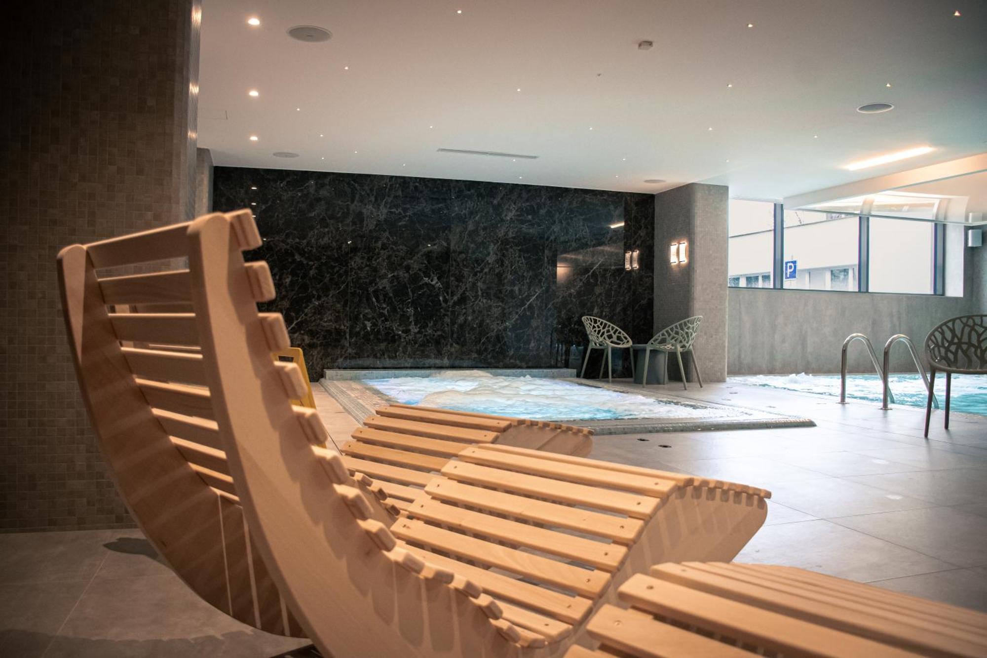 Rm Hotel Wellness & Congress Prievidza Luaran gambar